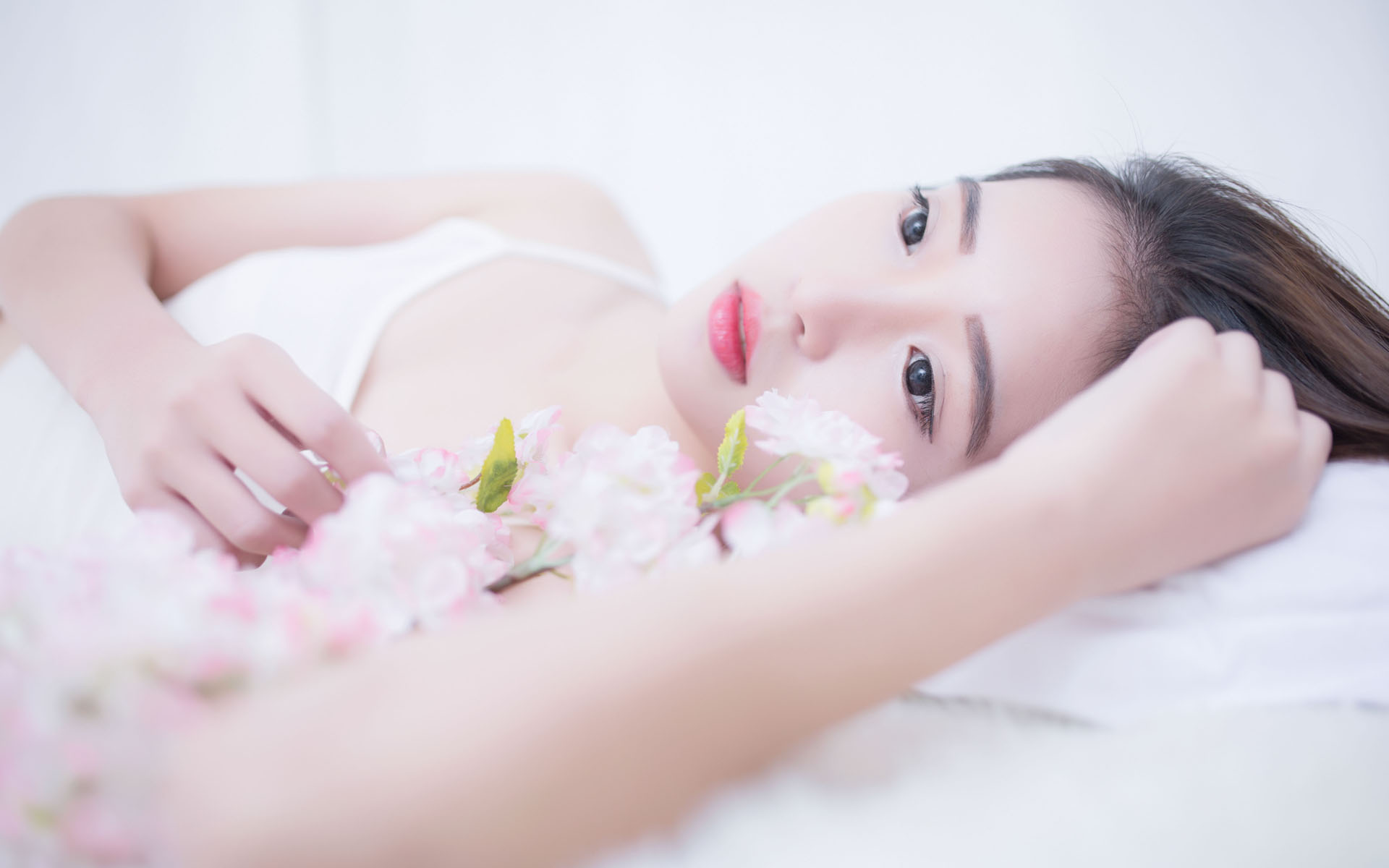 四川广绵高速扩容项目刘家咀特大桥合龙